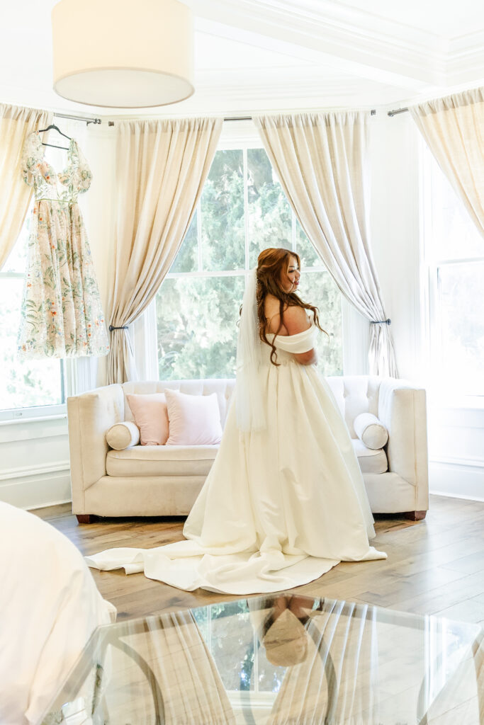 Trinh getts ready in the bridal suite at Park Winters by Sacramento Wedding Photographer